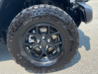 2025 Jeep Wrangler 4-Door Willys 4x4