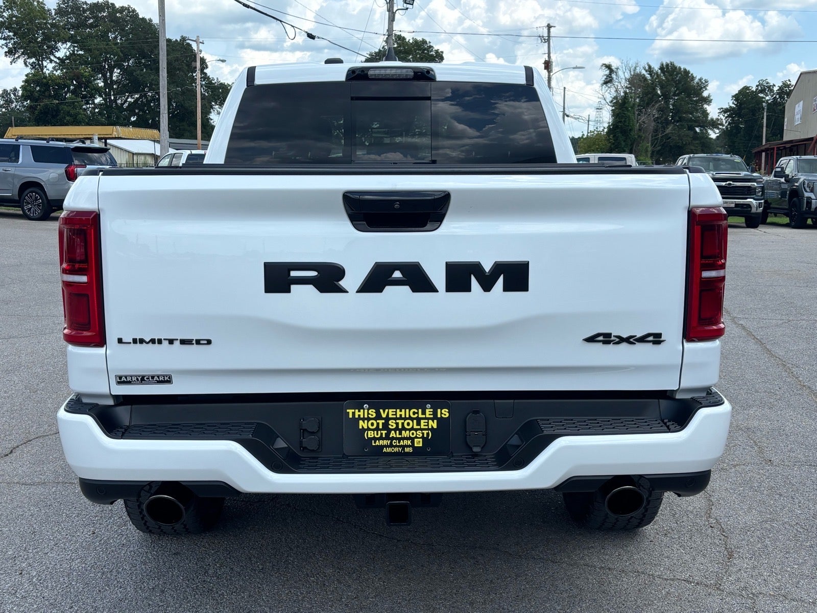 2025 RAM 1500 Limited Crew Cab 4x4 5'7" Box