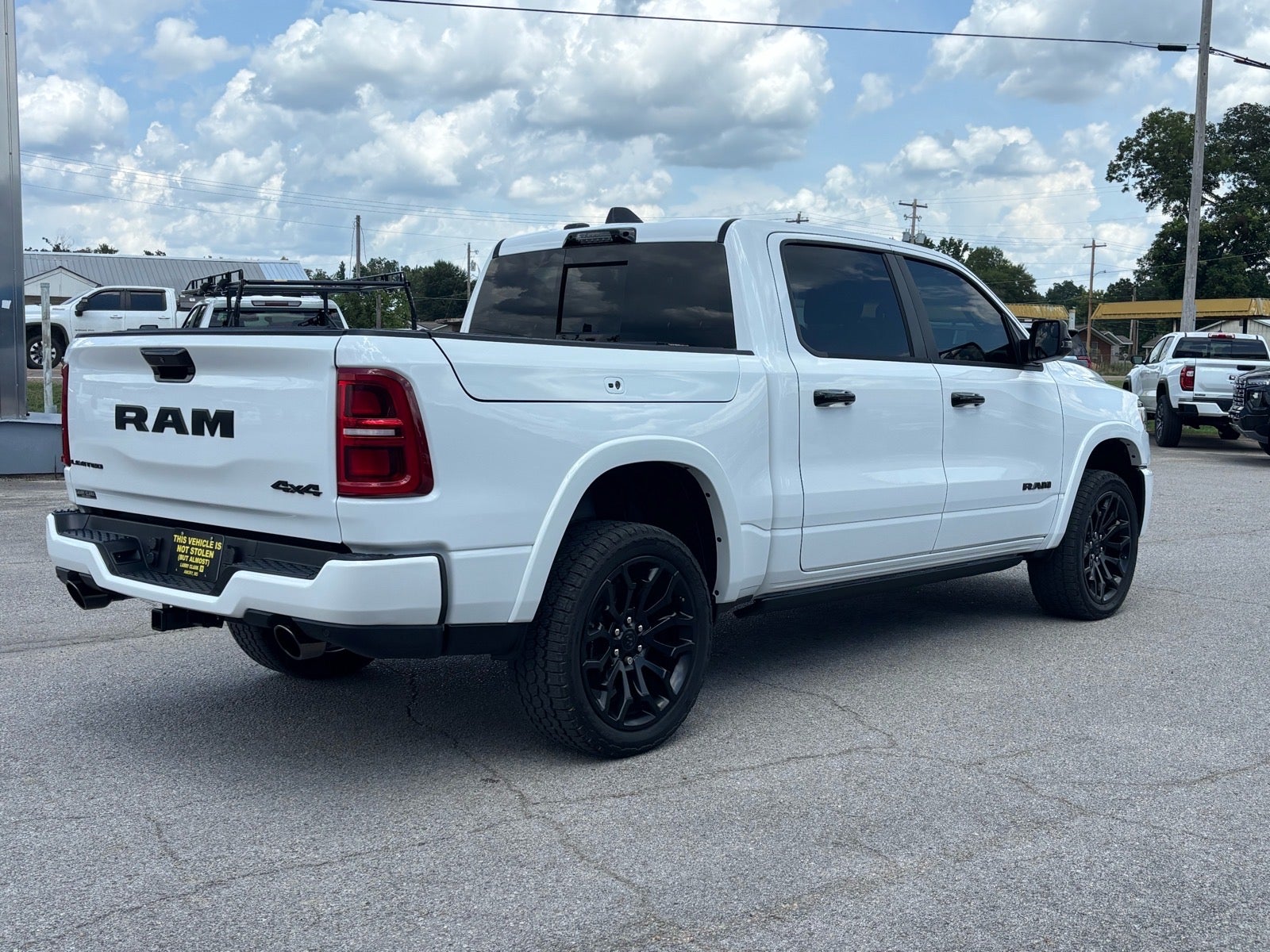 2025 RAM 1500 Limited Crew Cab 4x4 5'7" Box
