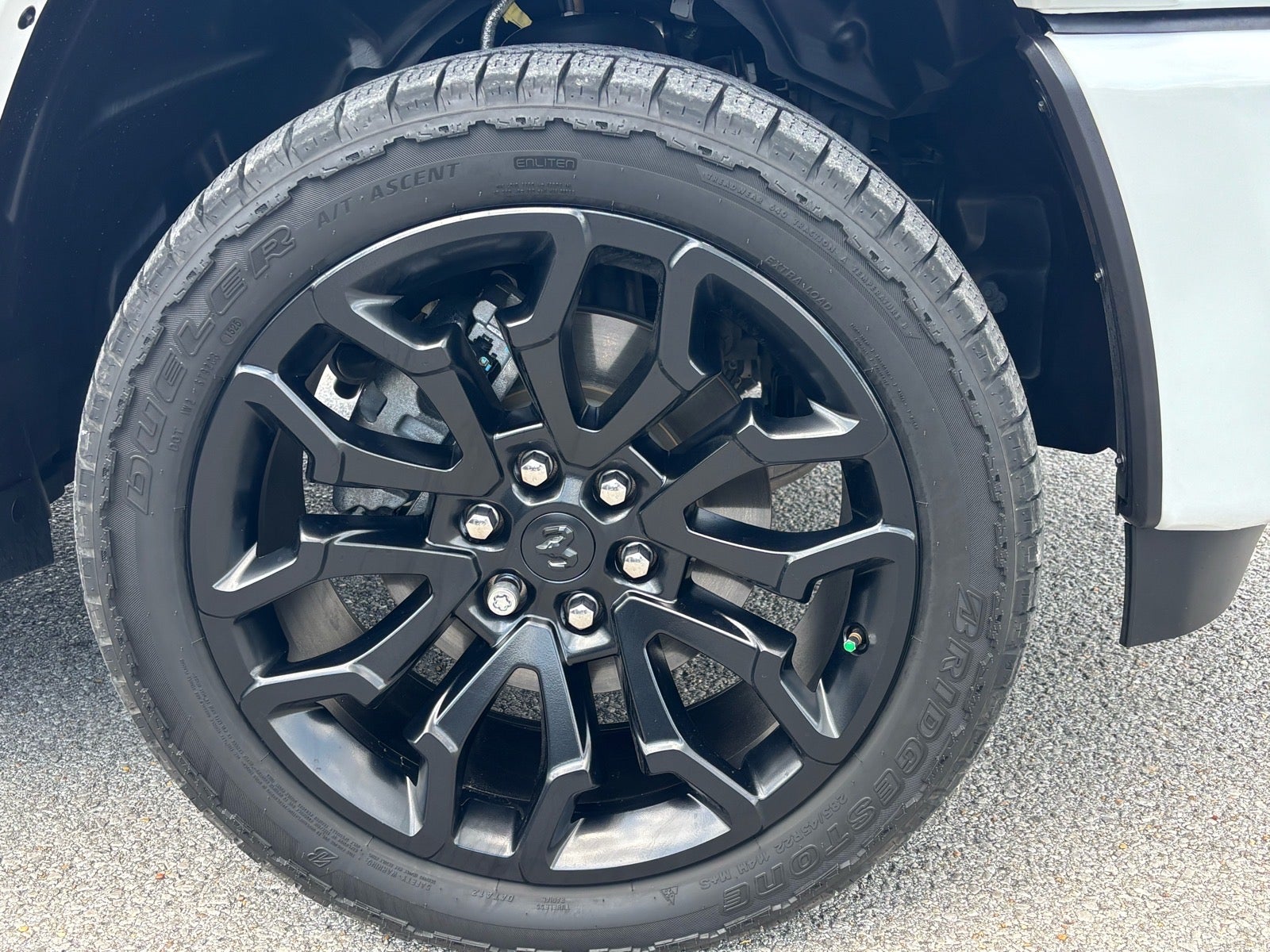 2025 RAM 1500 Limited Crew Cab 4x4 5'7" Box