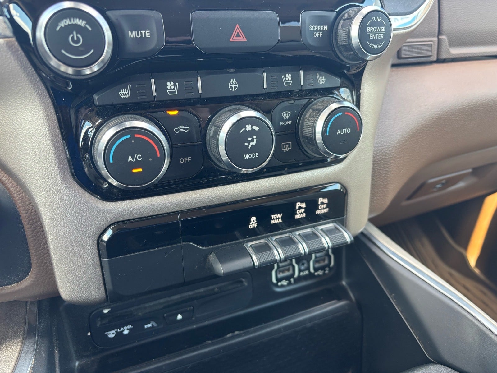 2019 RAM 1500 Laramie