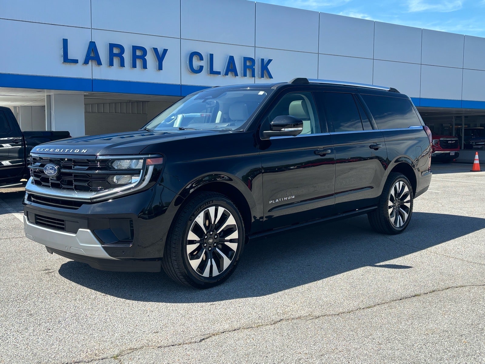 2025 Ford Expedition Max Platinum