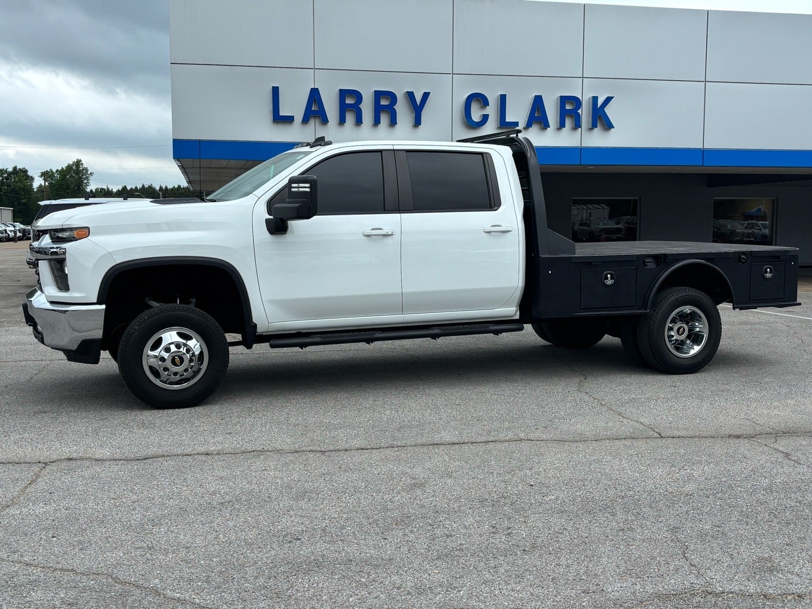 2023 Chevrolet Silverado 3500 HD Chassis Cab LT