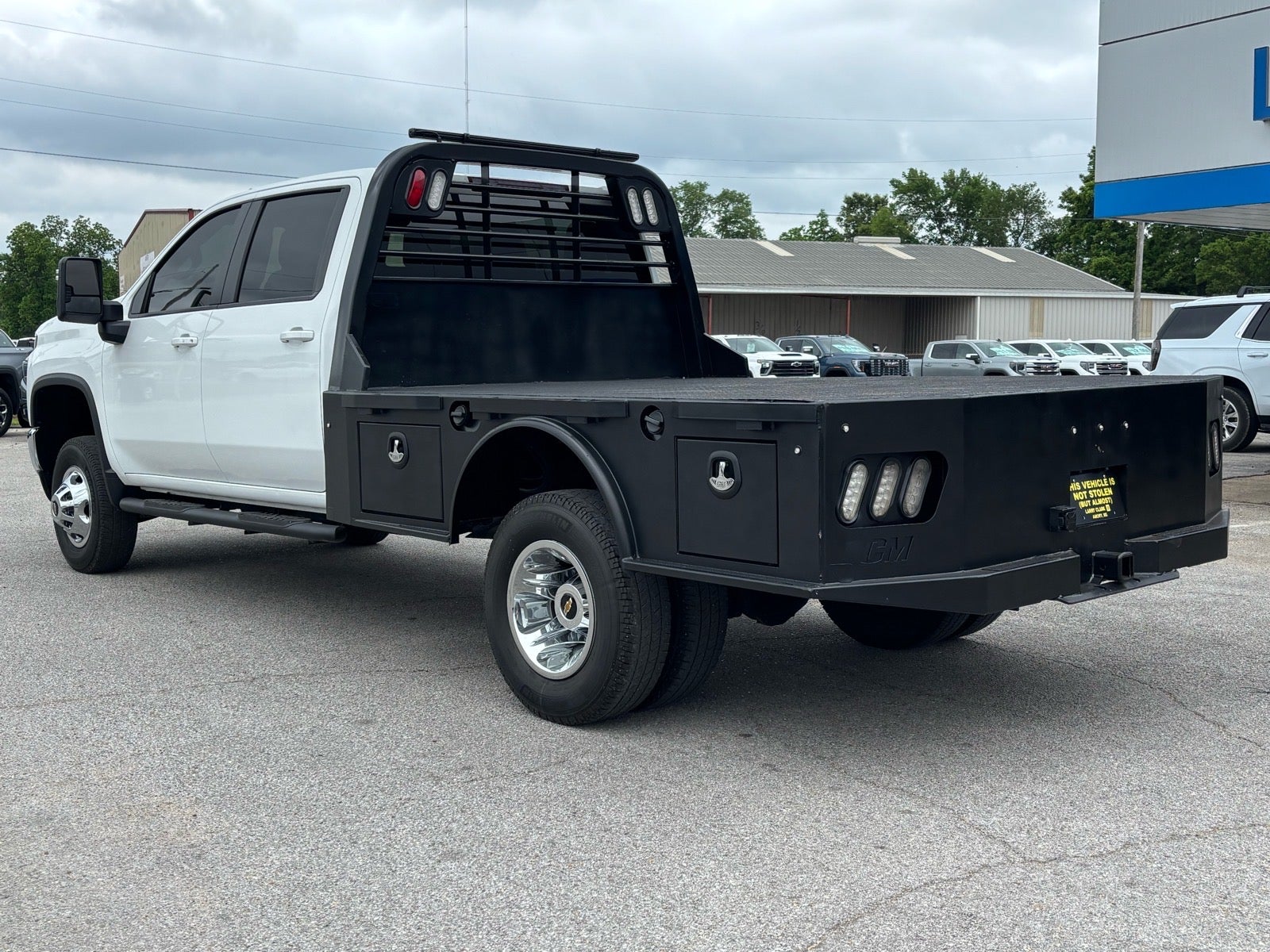 2023 Chevrolet Silverado 3500 HD Chassis Cab LT