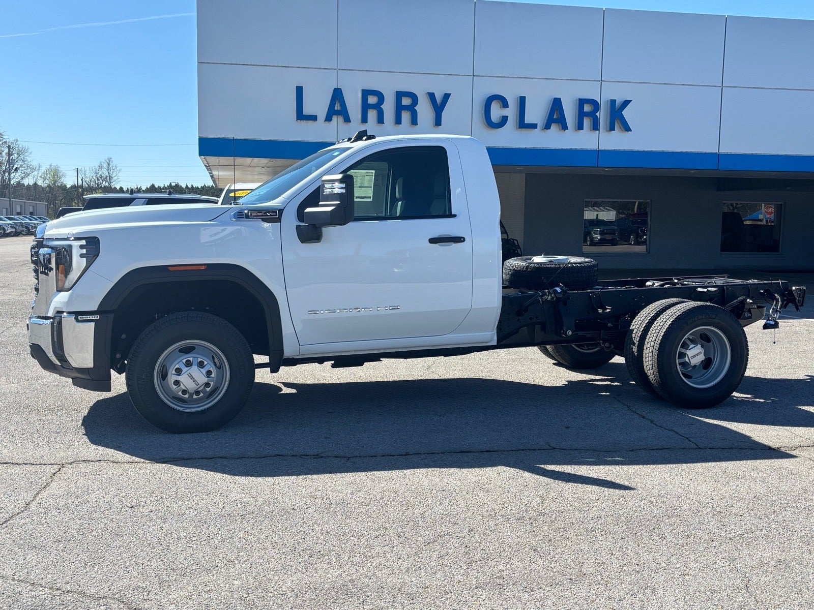 2026 GMC Sierra 3500 HD Chassis Cab Pro