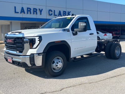 2026 GMC Sierra 3500 HD Chassis Cab Pro