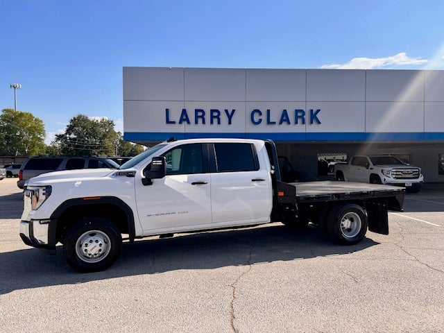 2026 GMC Sierra 3500 HD Chassis Cab Pro