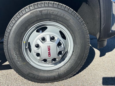 2026 GMC Sierra 3500 HD Chassis Cab Pro