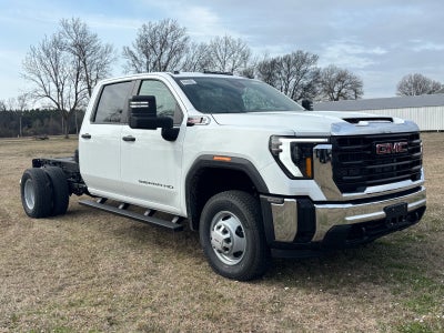 2026 GMC Sierra 3500 HD Chassis Cab Pro
