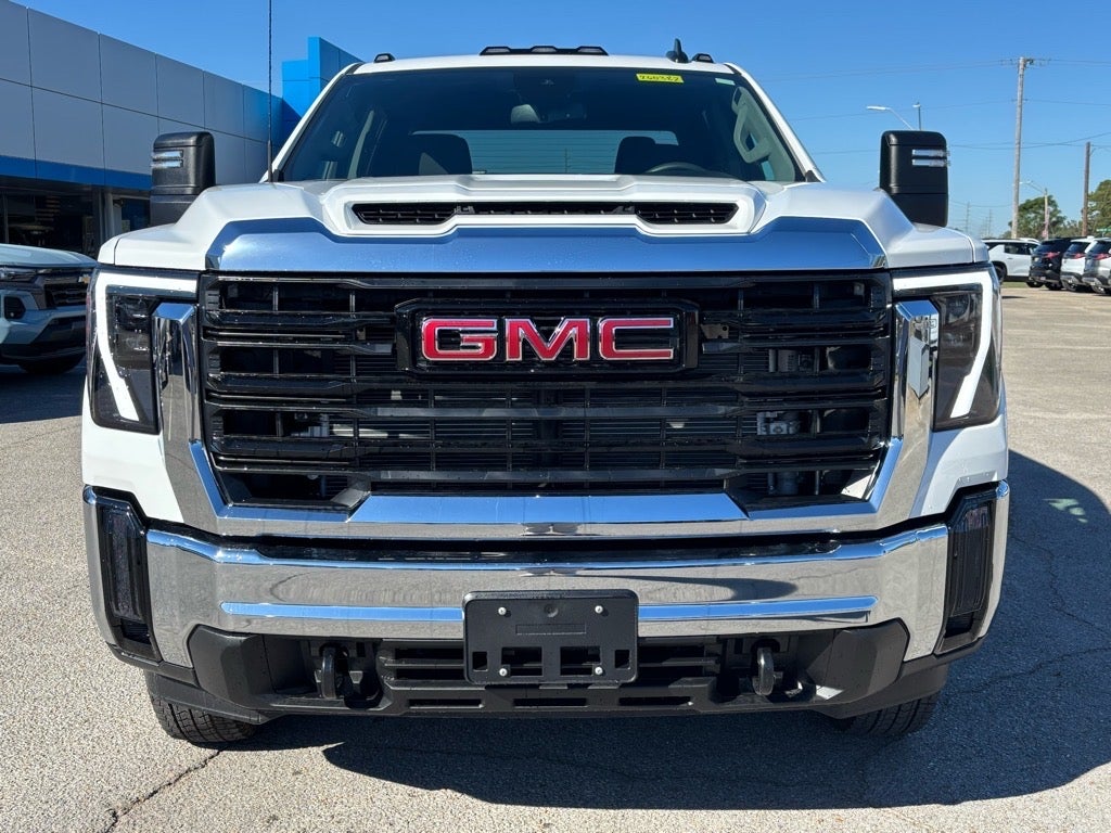 2026 GMC Sierra 3500 HD Chassis Cab Pro