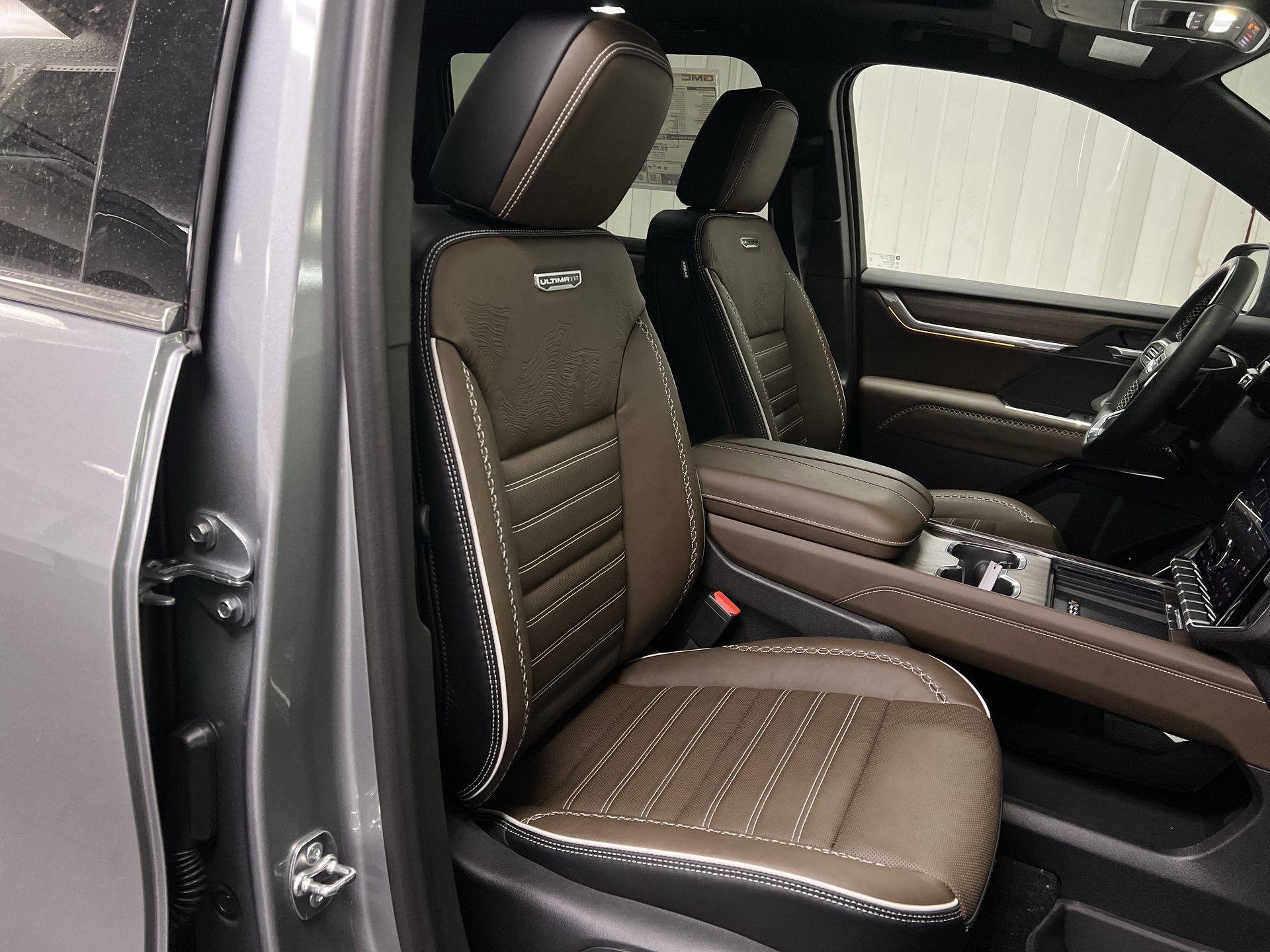 2026 GMC Acadia Denali Ultimate - Photo 45