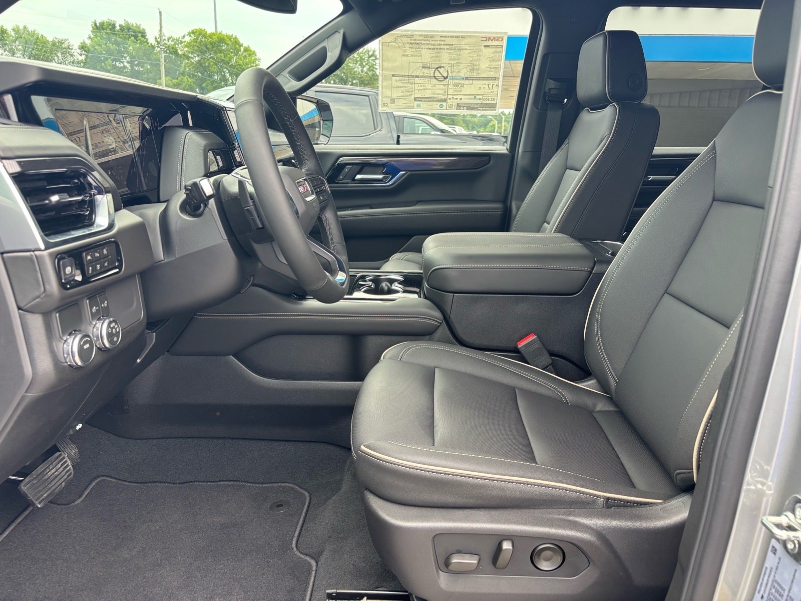 2026 GMC Yukon Elevation - Photo 10