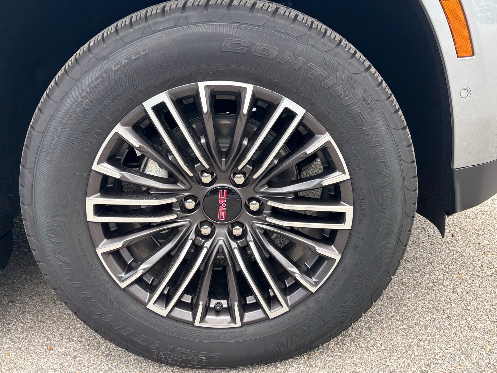 2026 GMC Yukon Elevation - Photo 8