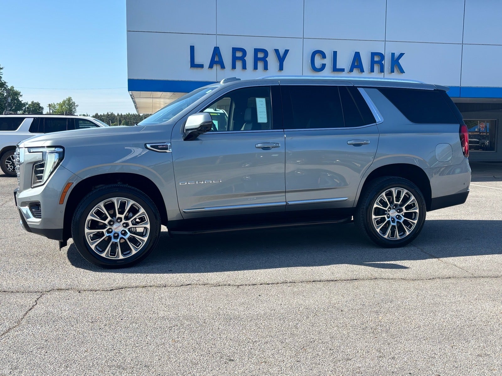 2025 GMC Yukon Denali