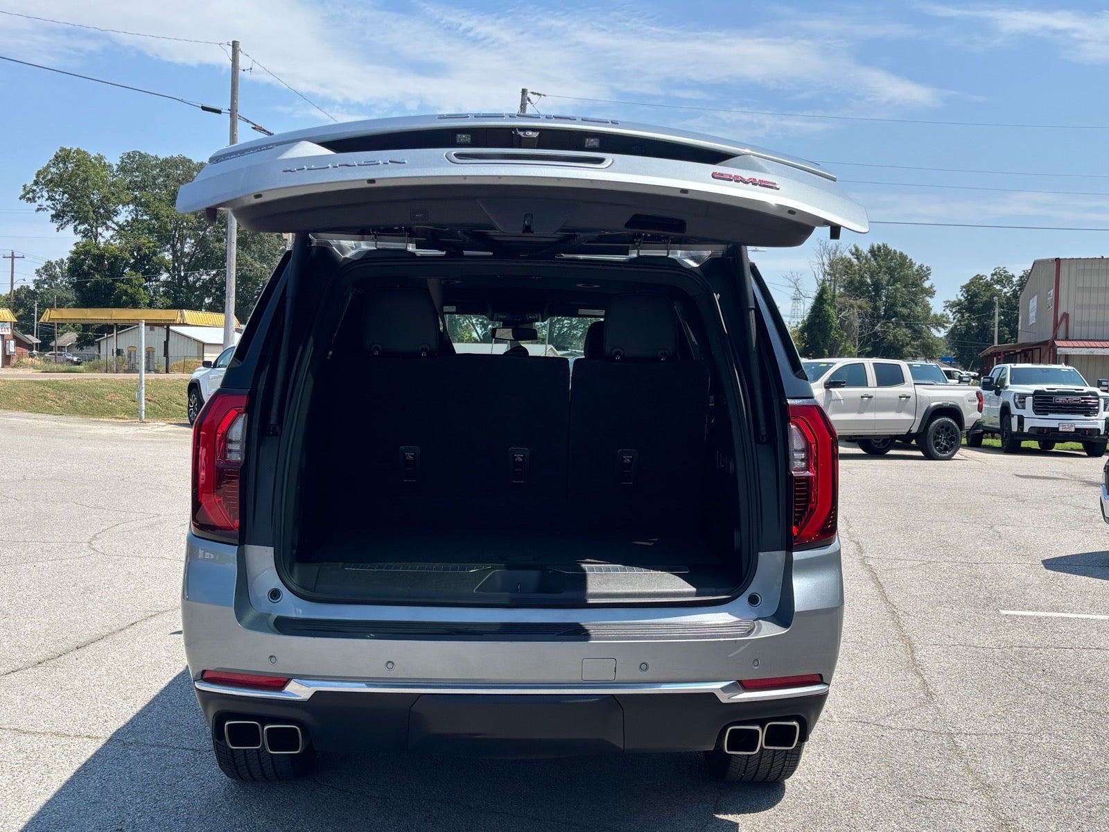 2025 GMC Yukon Denali