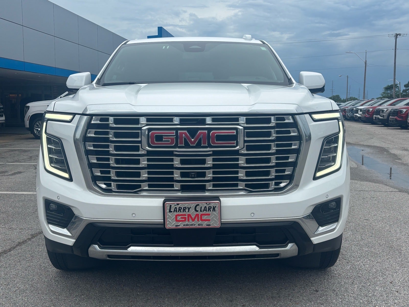 2025 GMC Yukon Denali