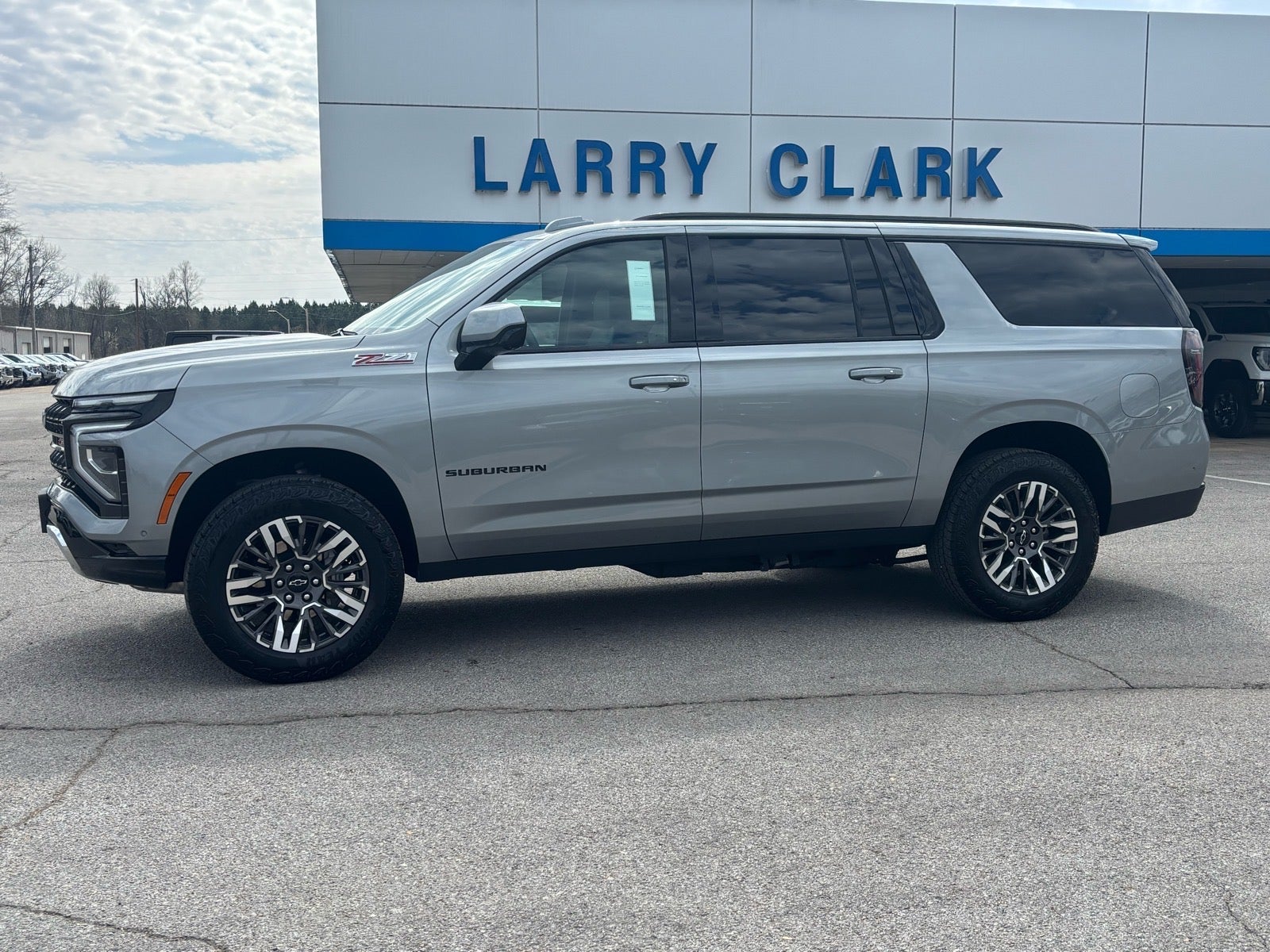 2025 Chevrolet Suburban Z71