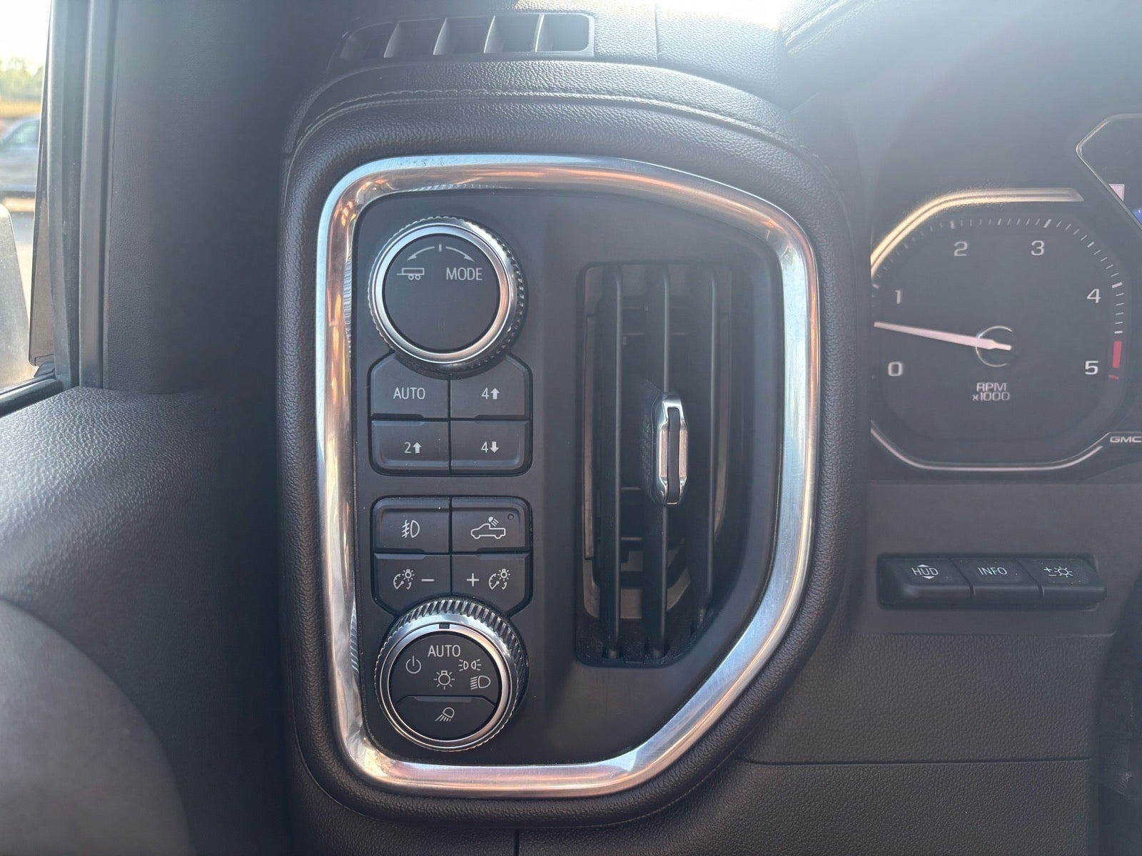 2023 GMC Sierra 2500 HD Denali