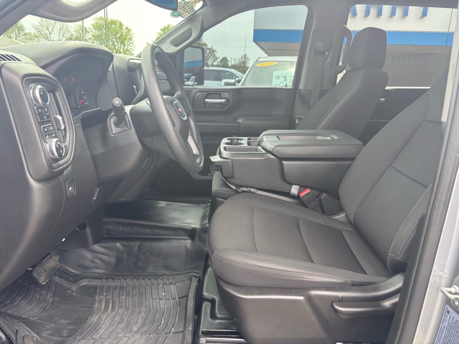2025 GMC Sierra 2500 HD Pro