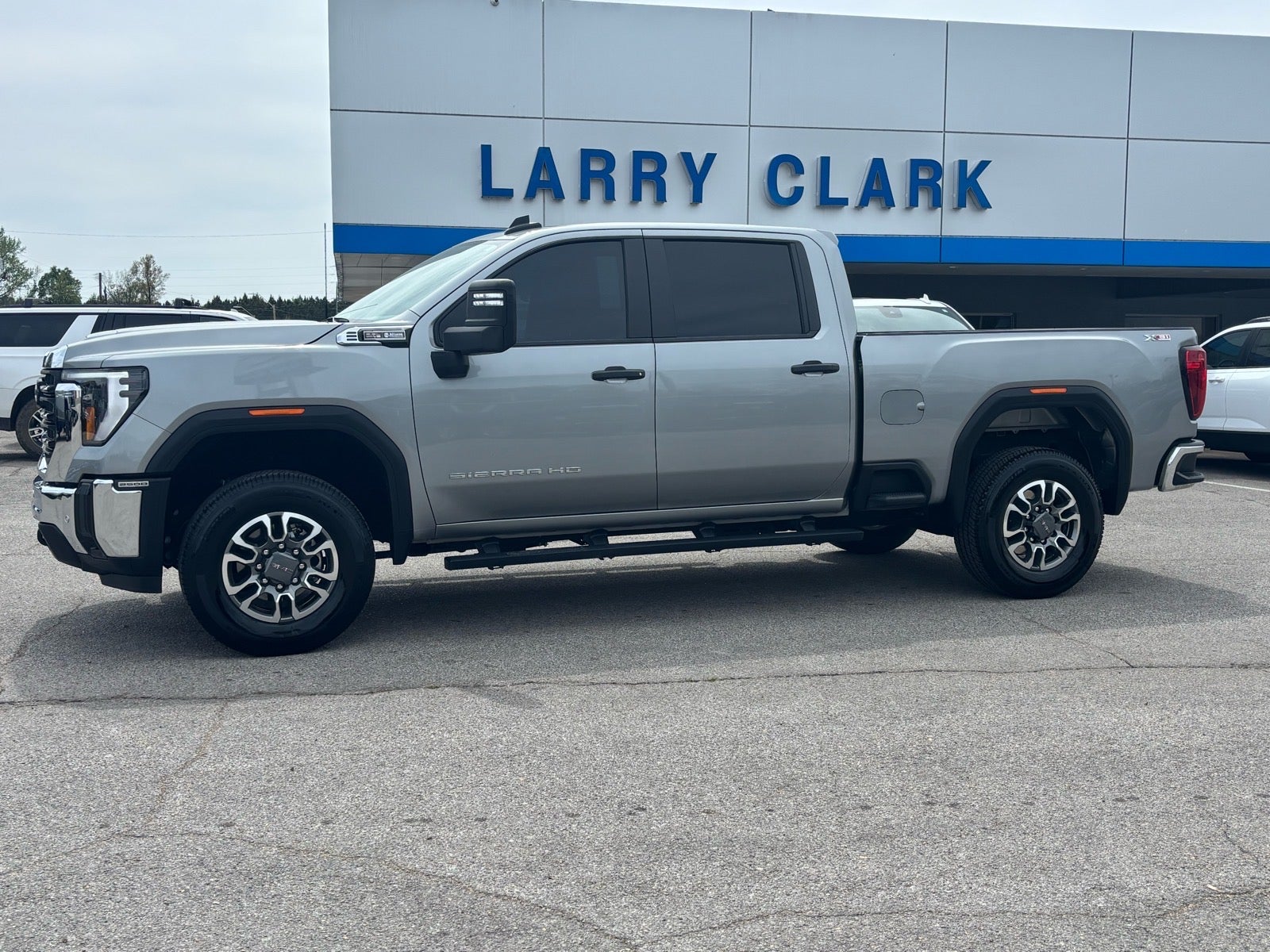 2025 GMC Sierra 2500 HD Pro