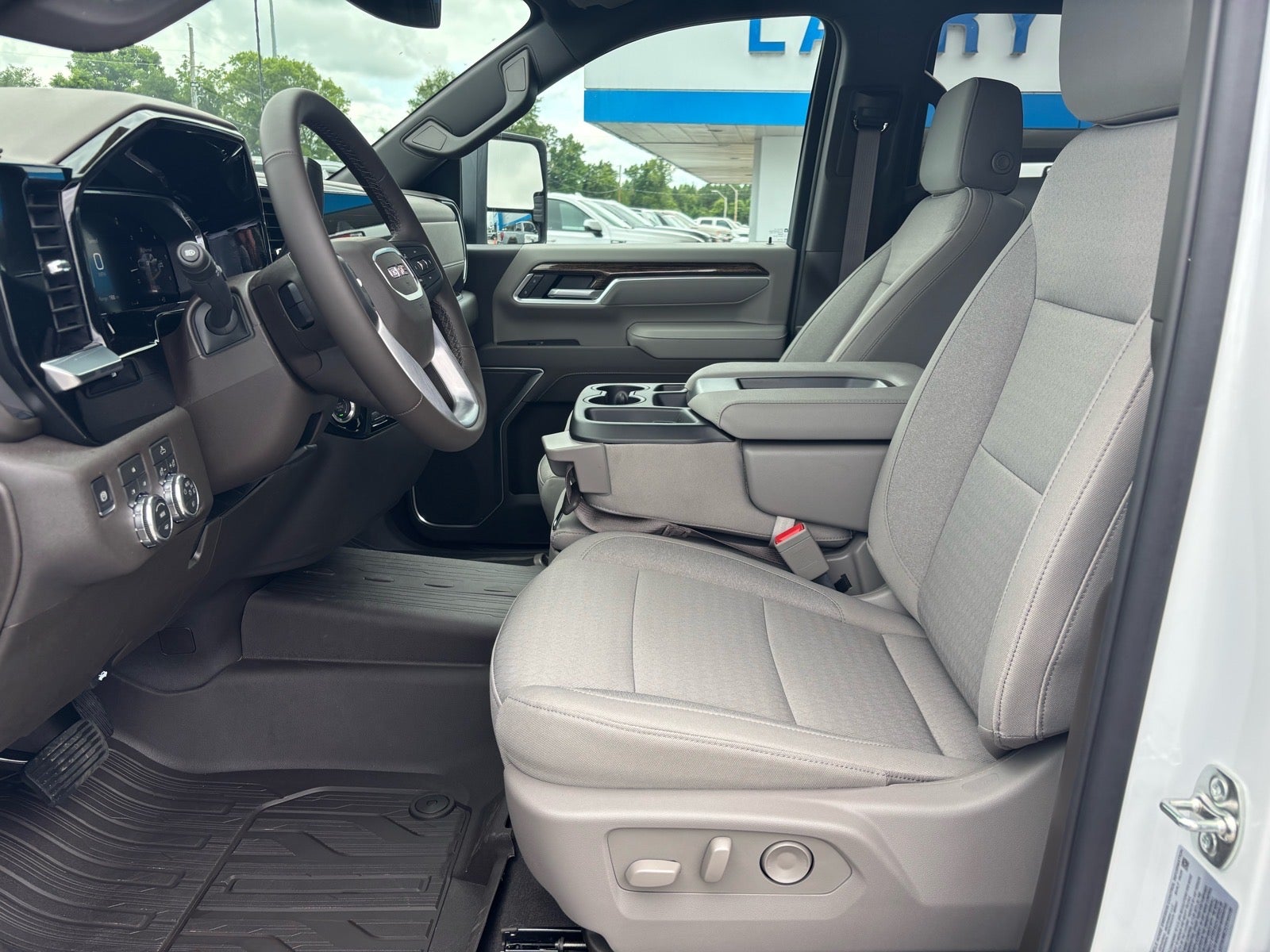 2026 GMC Sierra 2500 HD SLE
