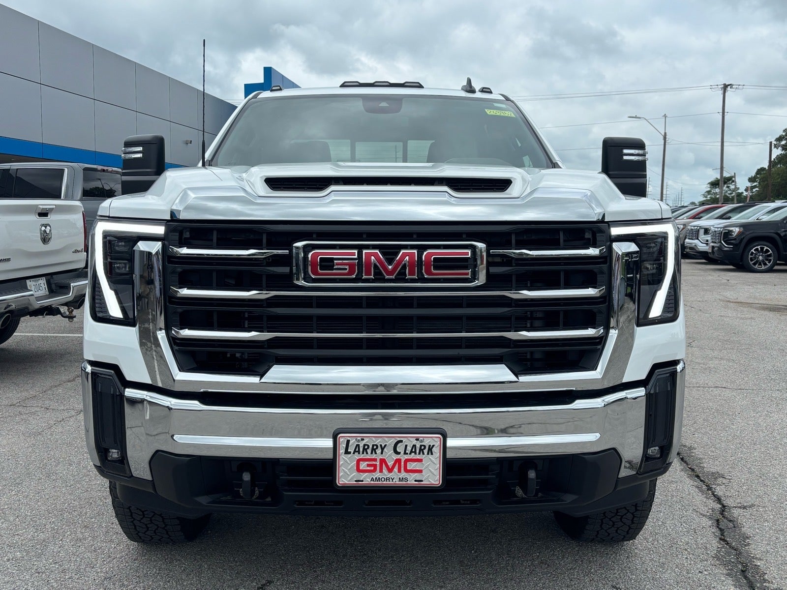 2026 GMC Sierra 2500 HD SLE