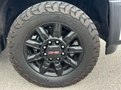 2025 GMC Sierra 2500 HD AT4