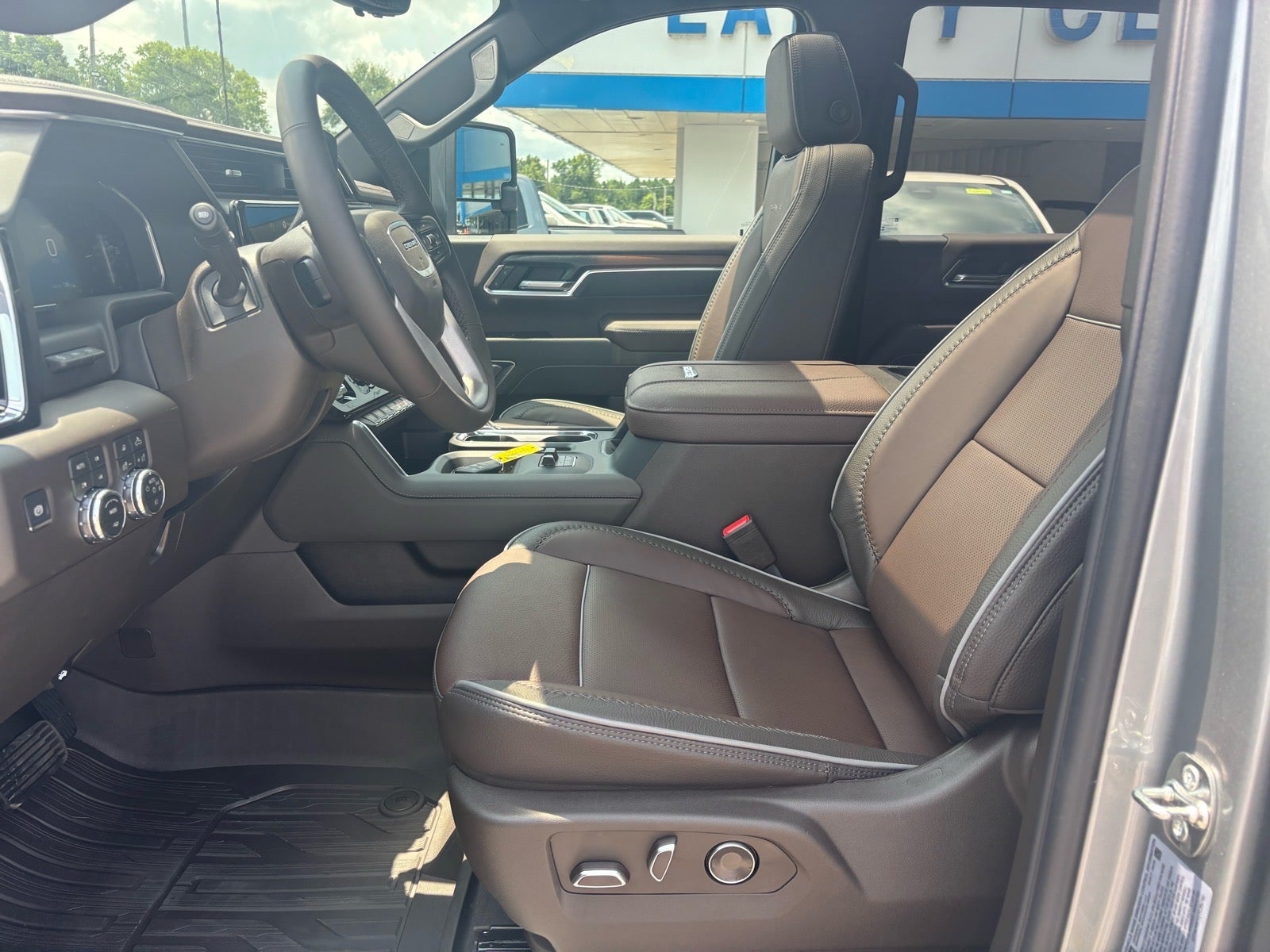 2026 GMC Sierra 3500 HD Denali DRW