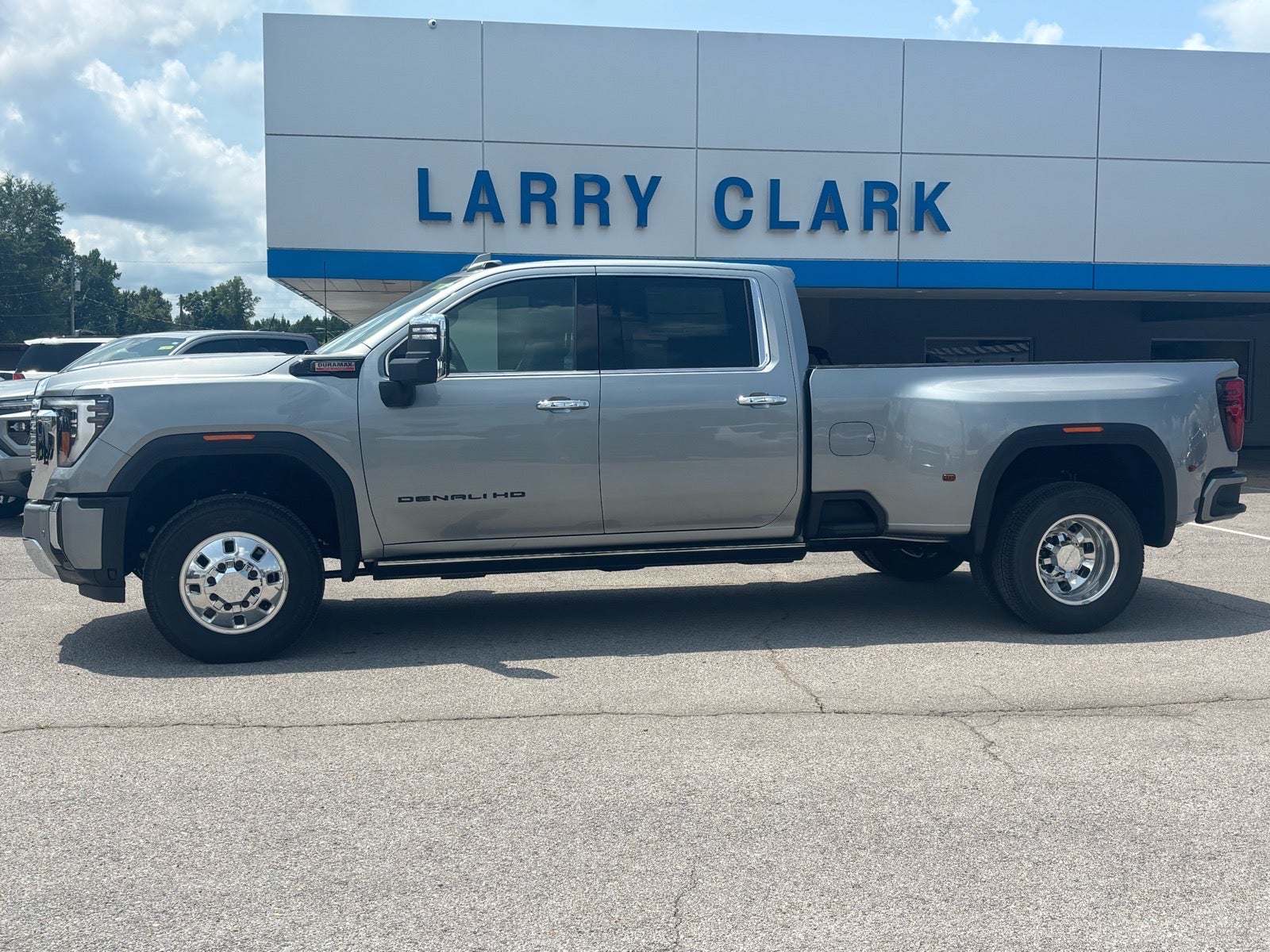 2026 GMC Sierra 3500 HD Denali DRW