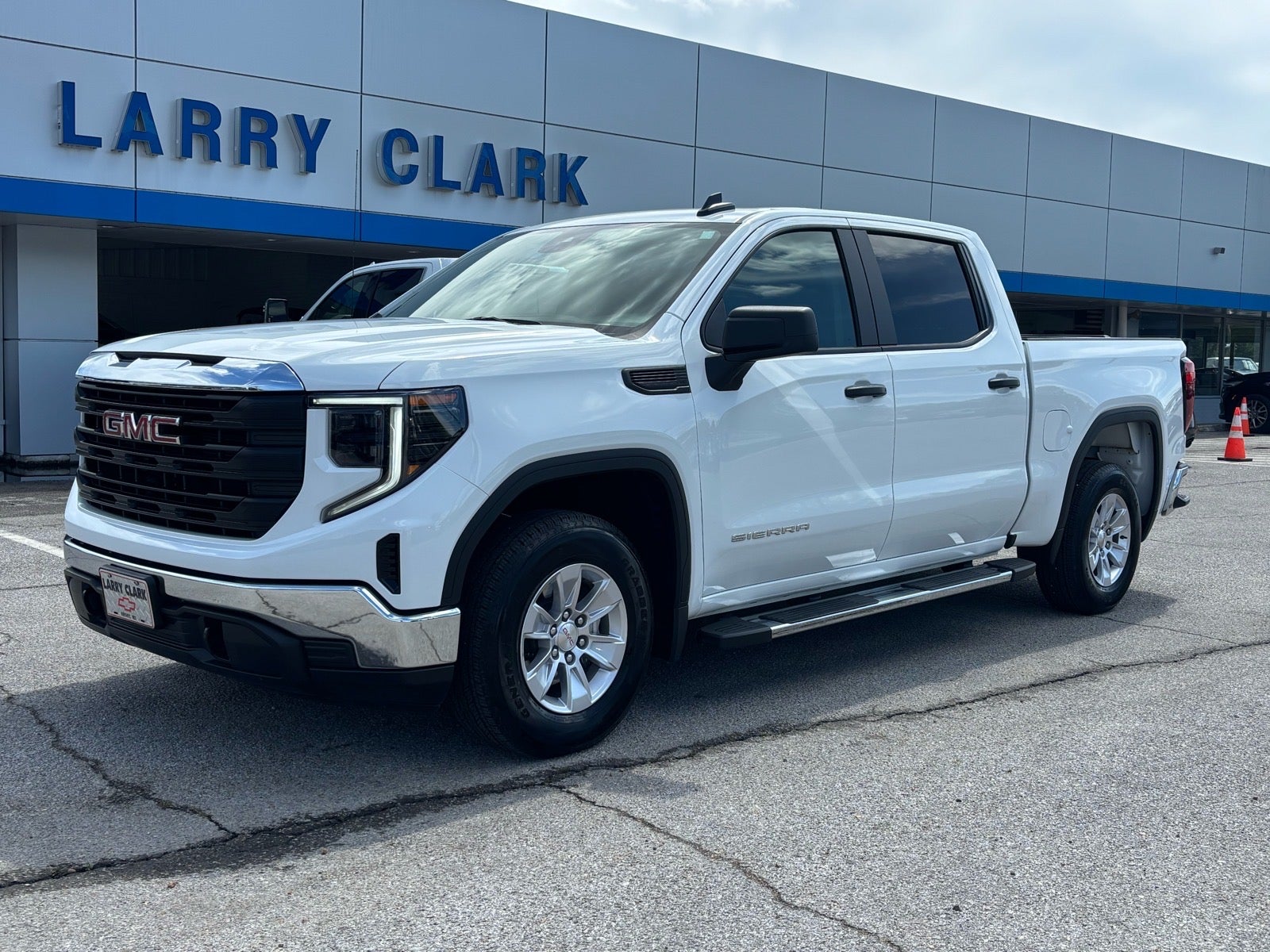2025 GMC Sierra 1500 Pro