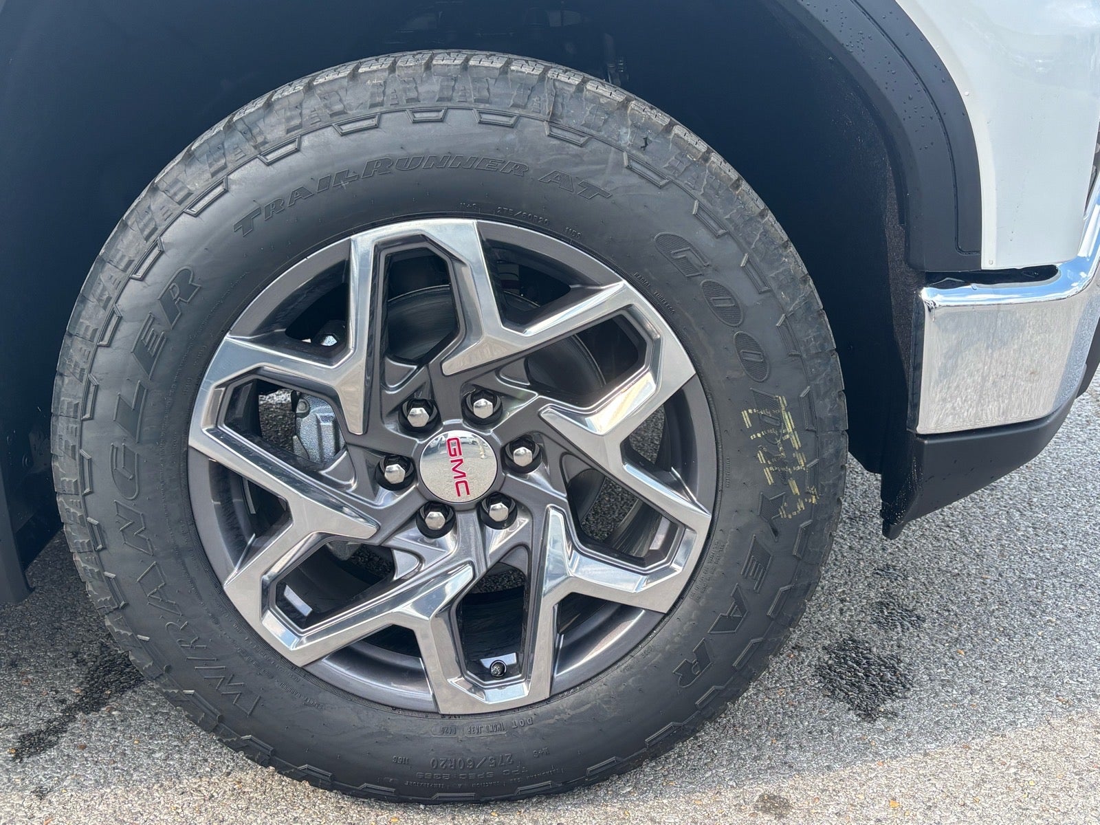 2026 GMC Sierra 1500 SLT