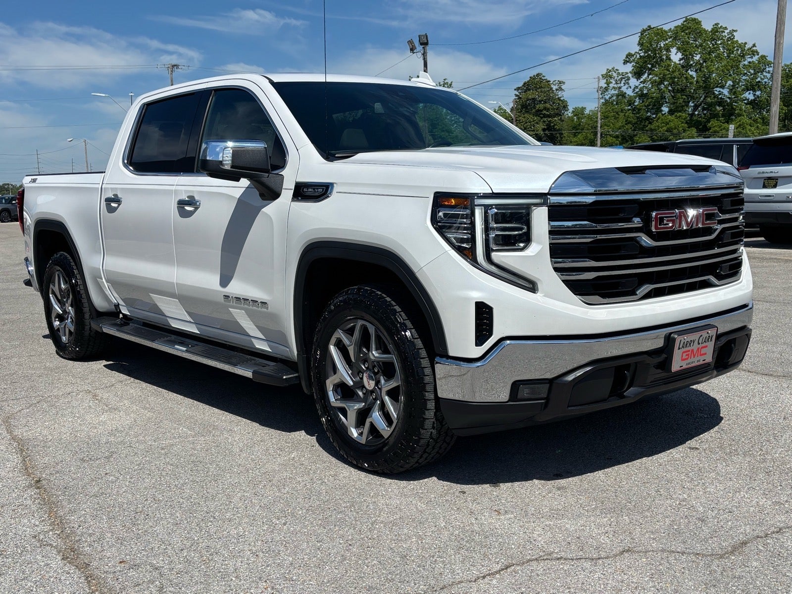 2023 GMC Sierra 1500 SLT
