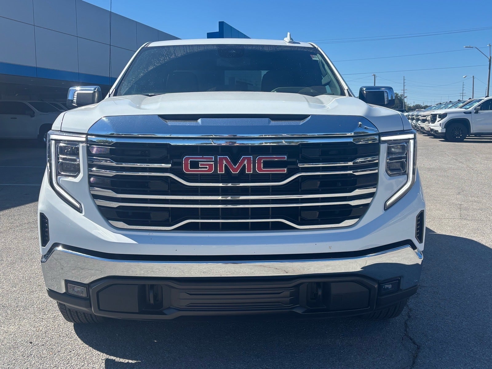 2026 GMC Sierra 1500 SLT