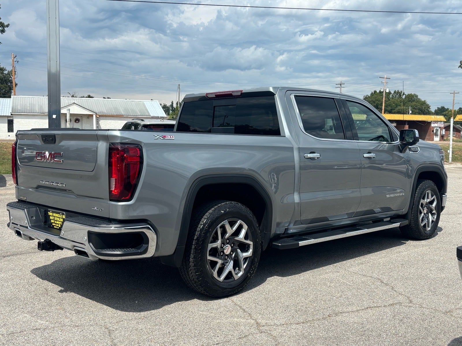 2024 GMC Sierra 1500 SLT