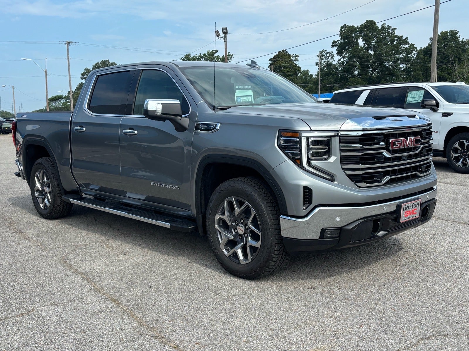 2026 GMC Sierra 1500 SLT