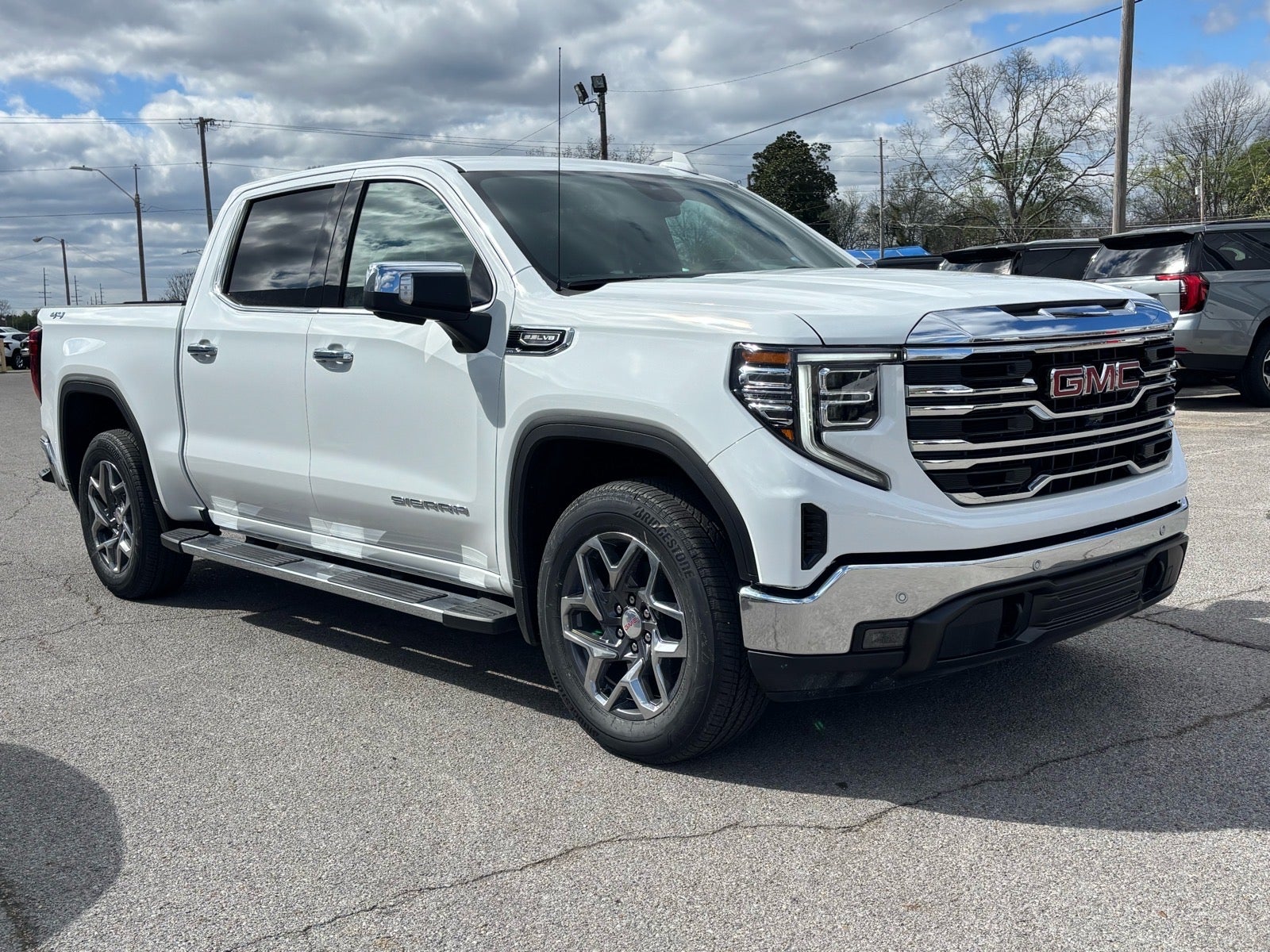 2026 GMC Sierra 1500 SLT