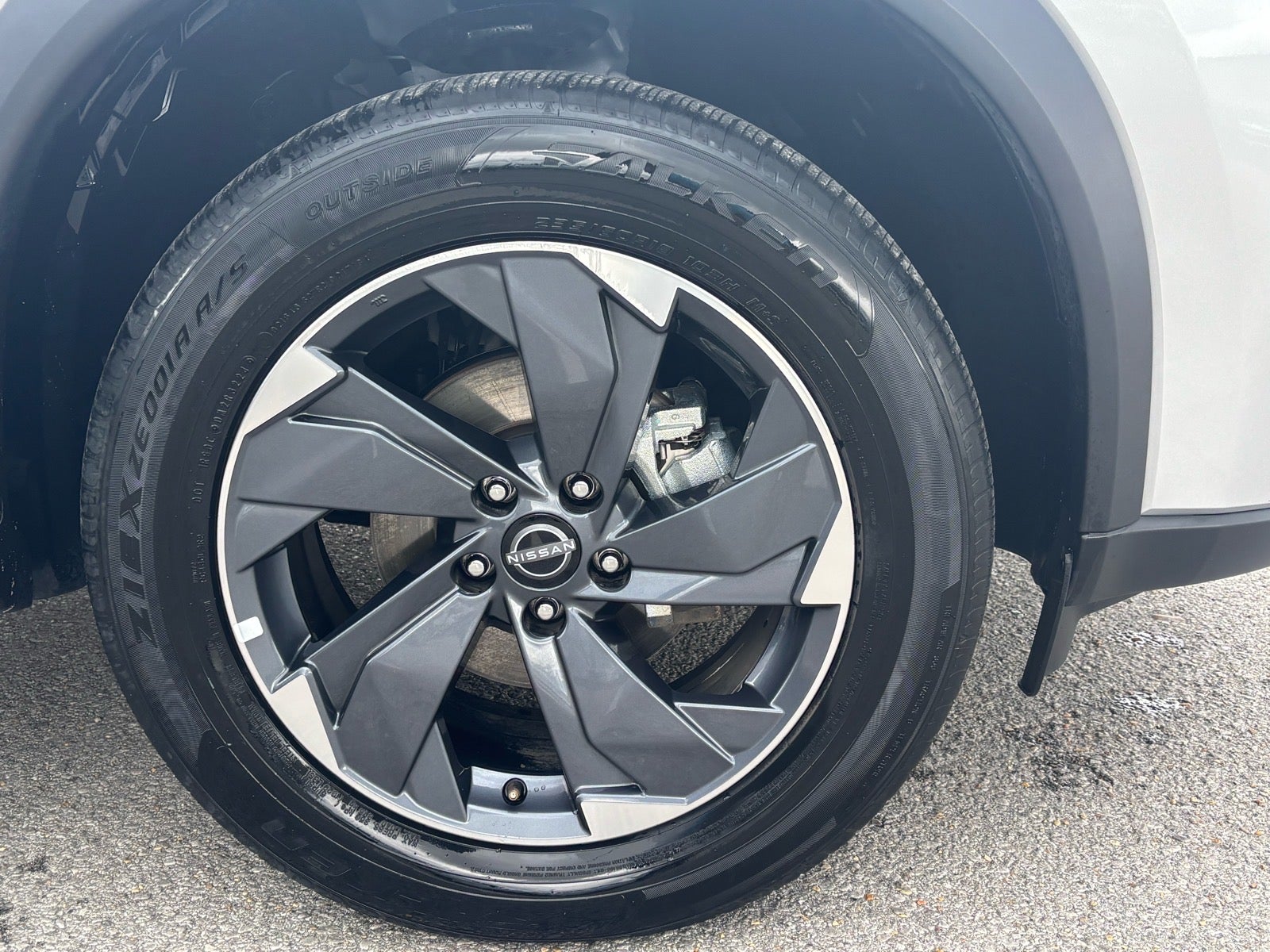 2025 Nissan Rogue SV FWD