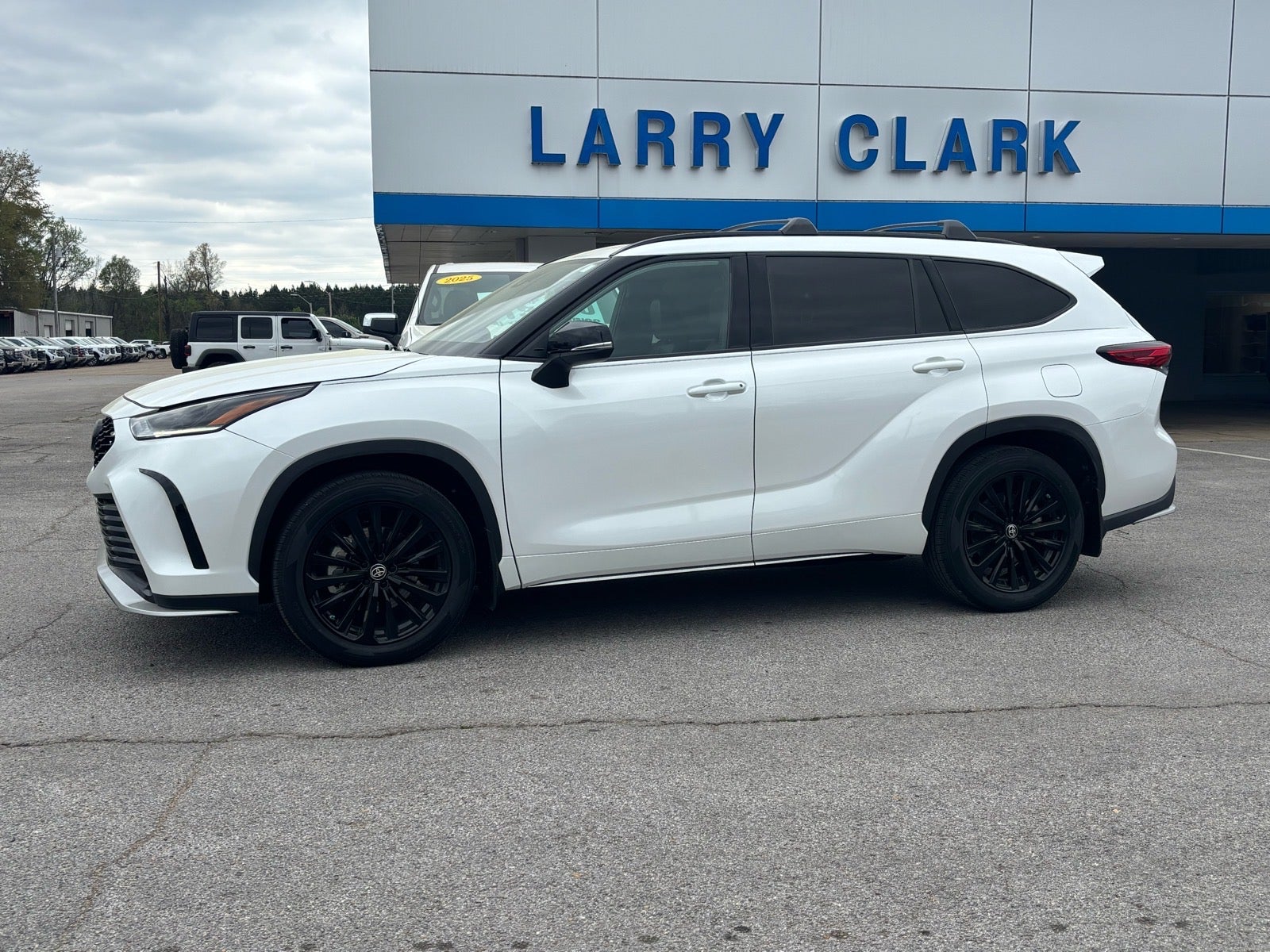 2023 Toyota Highlander XSE